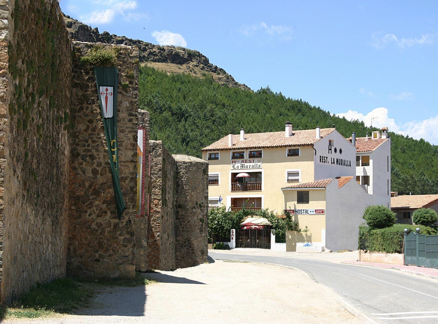 Hostal Restaurante La Muralla Canete  Exteriér fotografie
